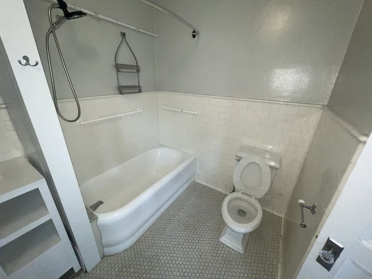 88 Cooke St #6 — Photo 3
