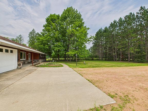 4th image of 4811 Airport Ln