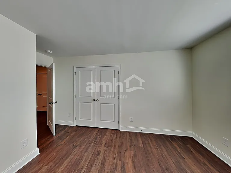 5252 Blue Mountain Dr — Photo 26
