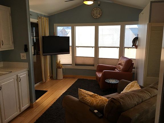 4th image of 170 W Cliff Dr Space 62