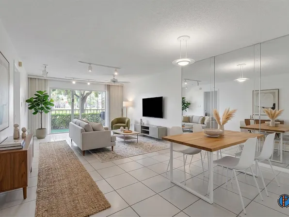 5860 NW 44th Street #111, Lauderhill, FL 33319