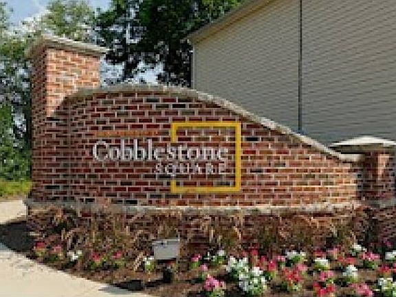 Cobblestone Square