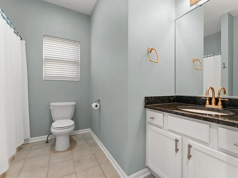10334 Nelson St — Photo 28