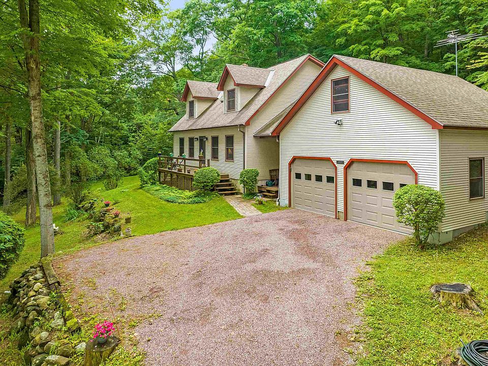 16 McCormick Place, Milton, VT 05468 Zillow