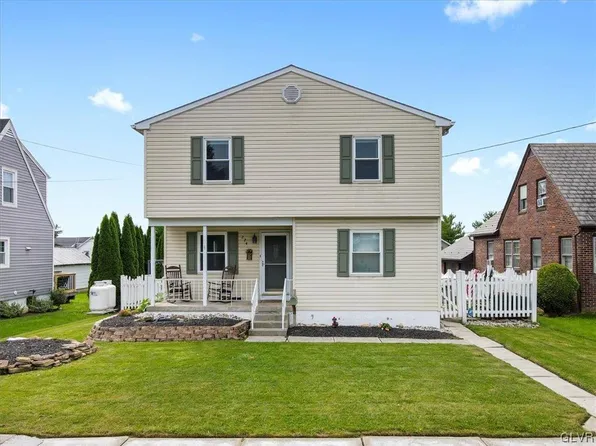 224 South St, Nazareth, PA 18064