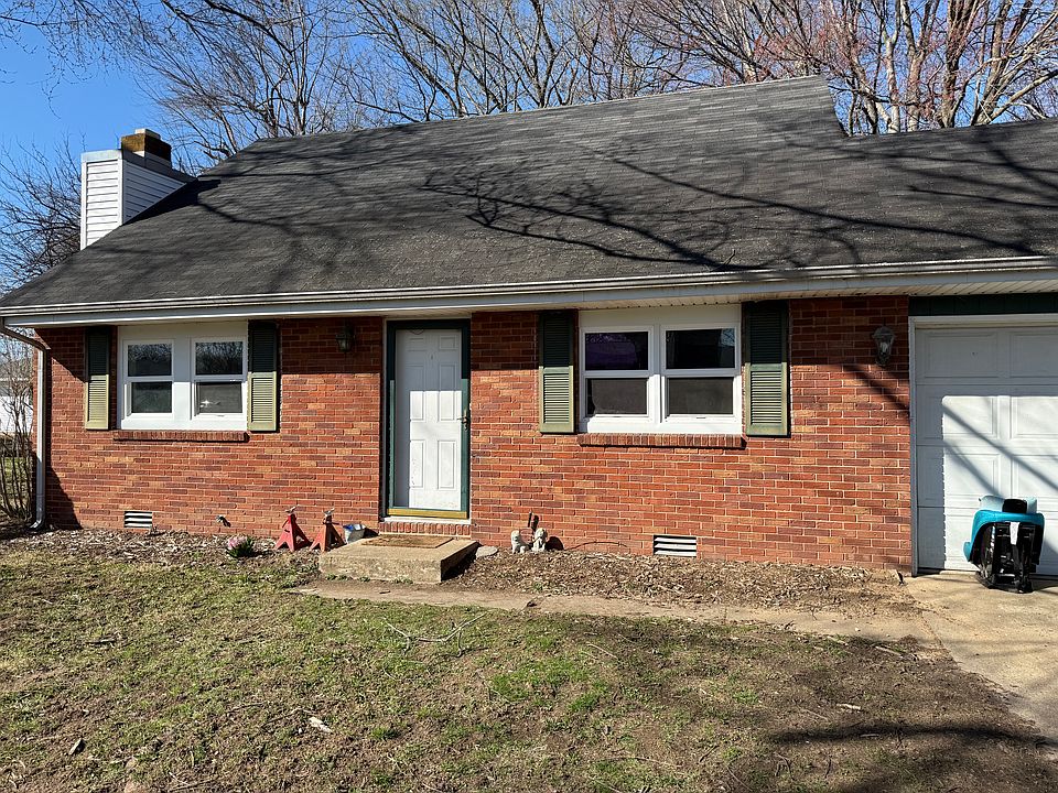2nd image of 4732 Eastgate Dr