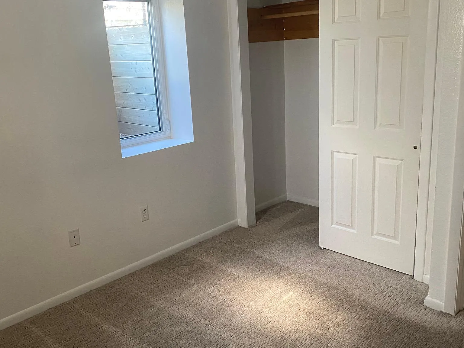 2 bed, 664 sqft, $650 — Photo 4