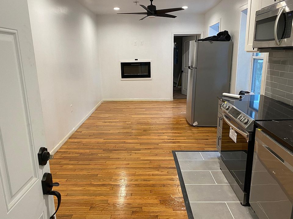1st image of 1729 N 24th St #1