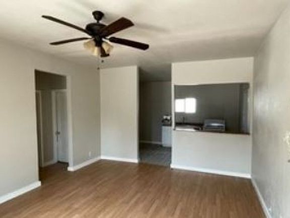 2nd image of 911 Edison Dr #2