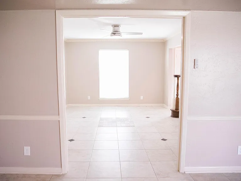 301 Santa Clara St — Photo 15