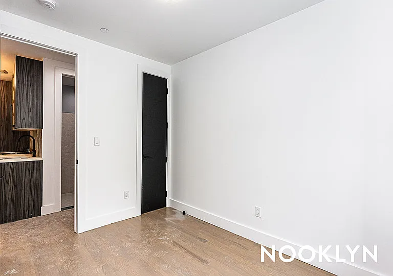 1189 Broadway #3B — Photo 15