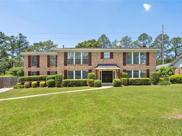 1224 Vendome Dr W, Mobile, AL 36609