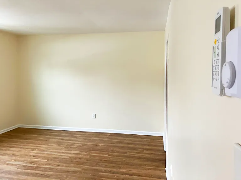 21 Evelyn Ln — Photo 13