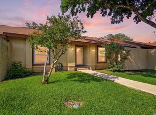 16202 Avenida Del Luna, San Antonio, TX 78232