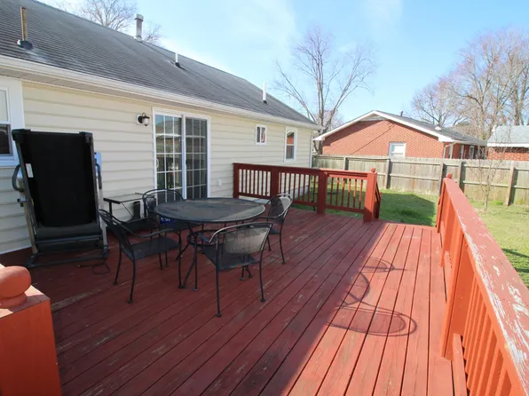 139 E Weaver Rd, Hampton, VA 23666