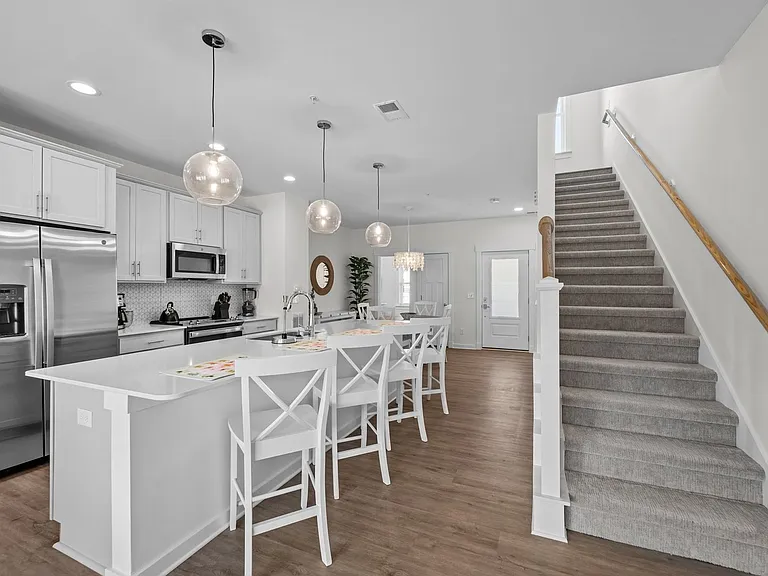 1113 Cambridge Rd #B — Photo 7