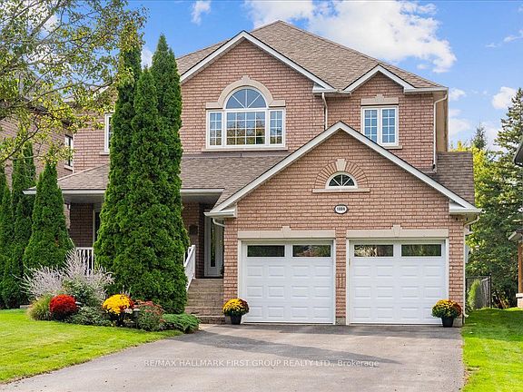 3rd image of 1884 Appleview Rd