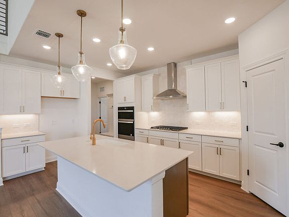 Open Kitchen