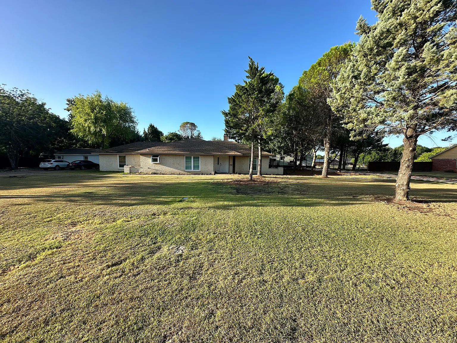 1 bed, 1671 sqft, $1,000 — Photo 1