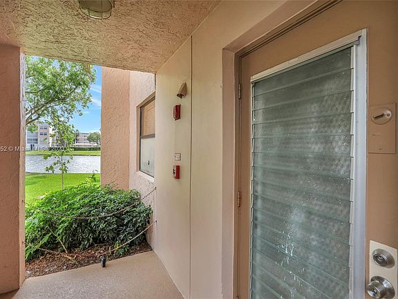 3rd image of 2748 NW 104th Ave APT 101