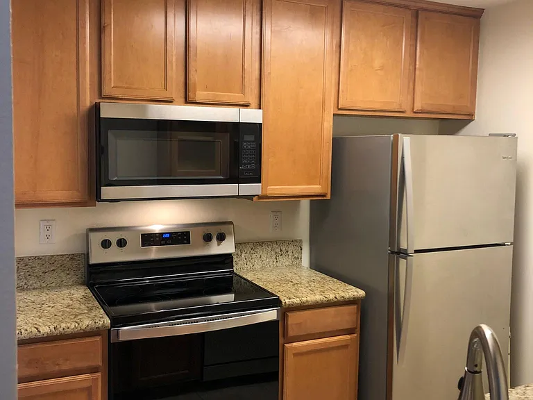 7120 Shoreline Dr #220 — Photo 18