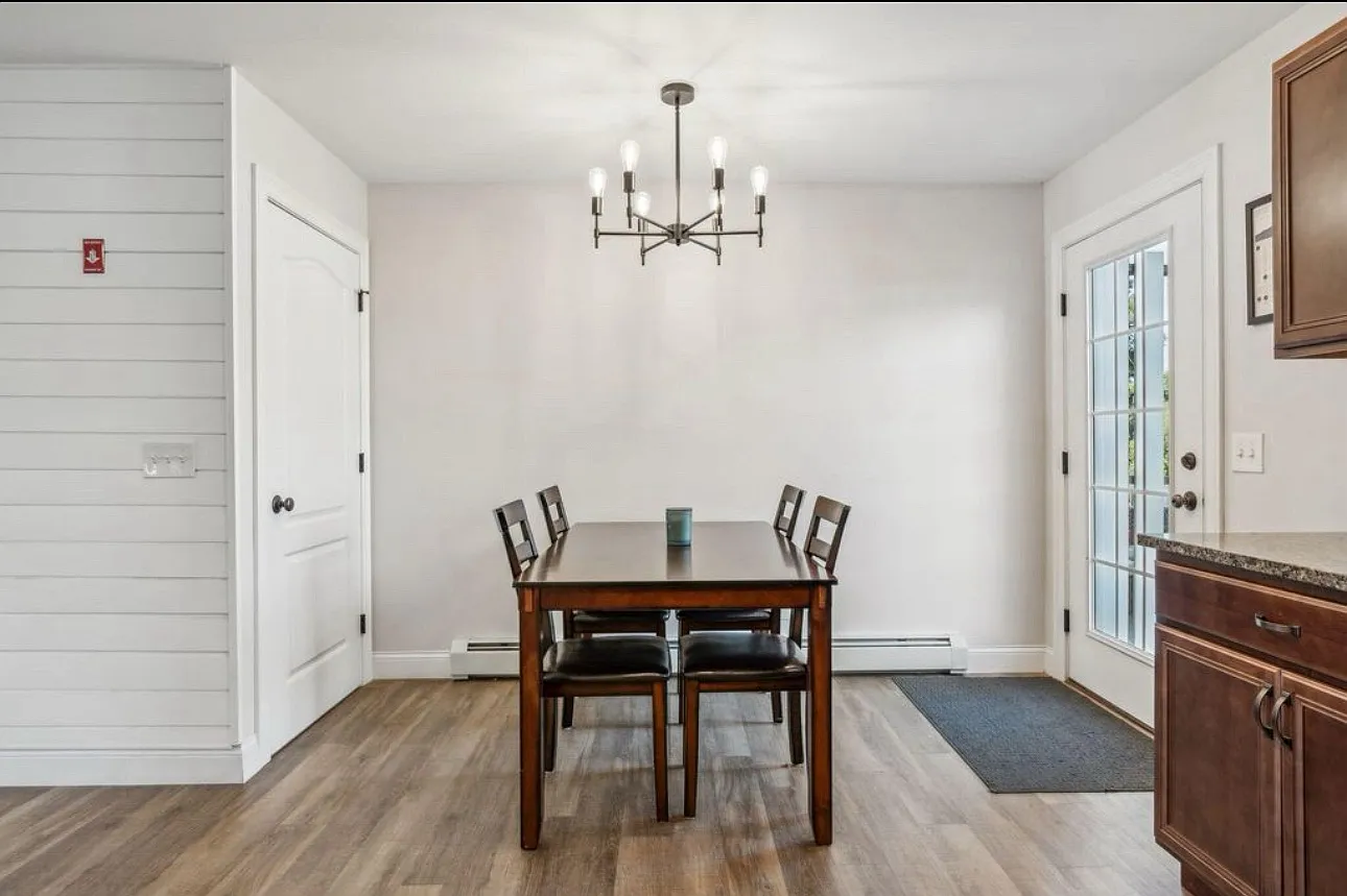 54-56 Jacqueline Way — Photo 4