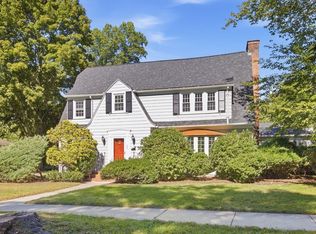 128 Meadowbrook Rd, Longmeadow, MA 01106