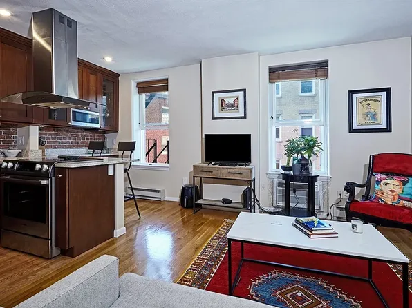 32 Fleet St, Boston, MA