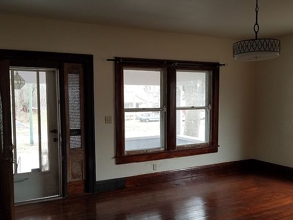 5th image of 3124 Lakeview 200 Central Ave #3