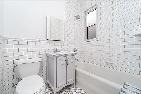 Rented by Modern Spaces | media 6