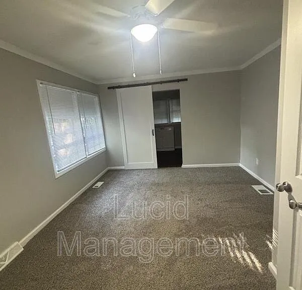 1605 Arcade Ave — Photo 4