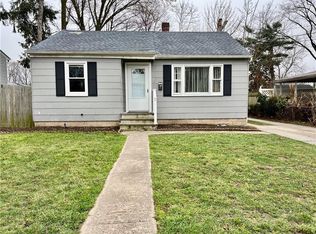 58 Main Ave, Wheatley Heights, NY 11798