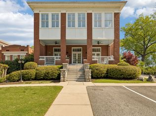 16 Euclid Ave, Chickamauga, GA