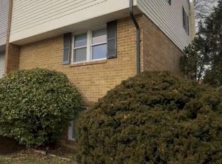 10 Sharrow Ct, Baltimore, MD 21244