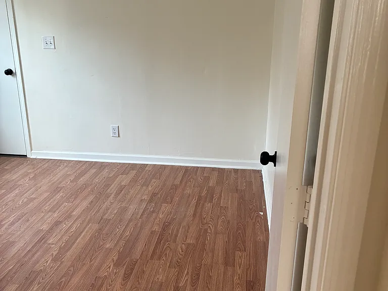 2609 Narragansett Dr — Photo 10