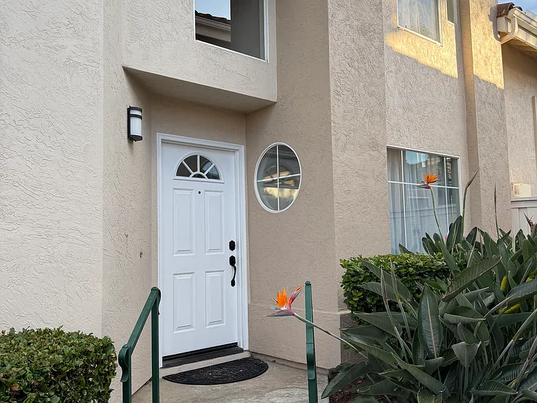 1828 Monserrat Way — Photo 4