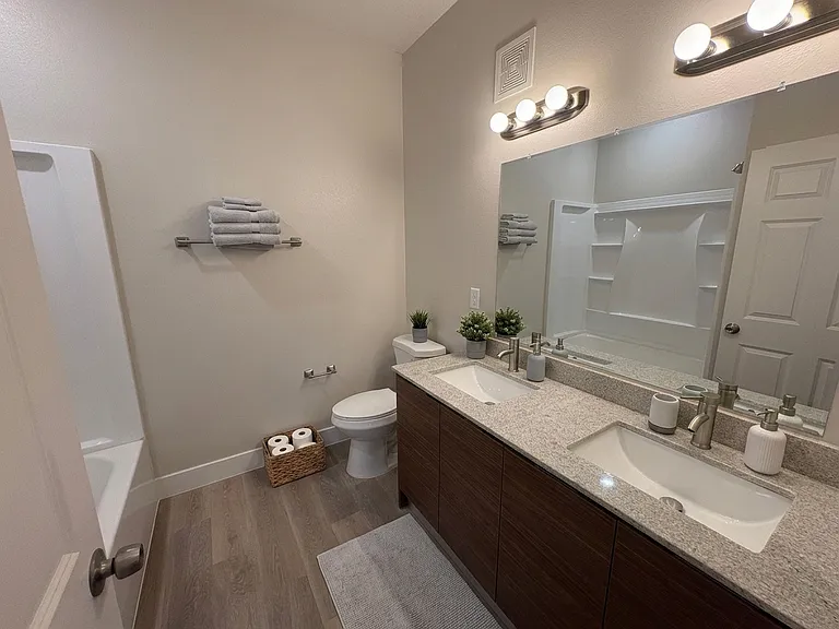 4424 S Texas Ave #305 — Photo 13