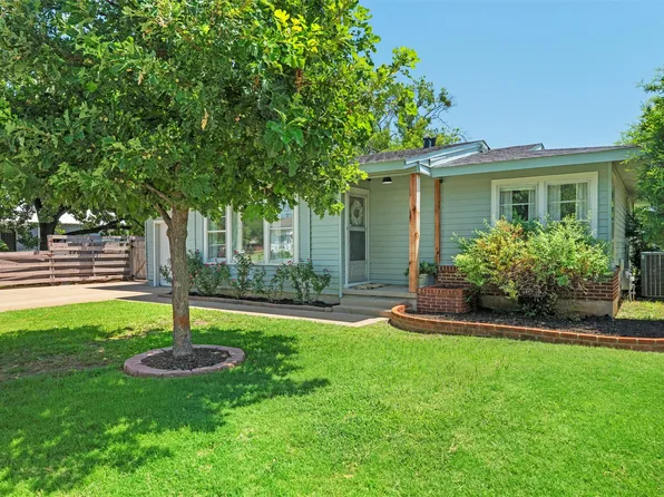 707 Sycamore St, Weatherford, TX 76086