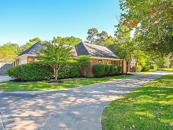 5th image of 13418 E Cypress Forest Dr