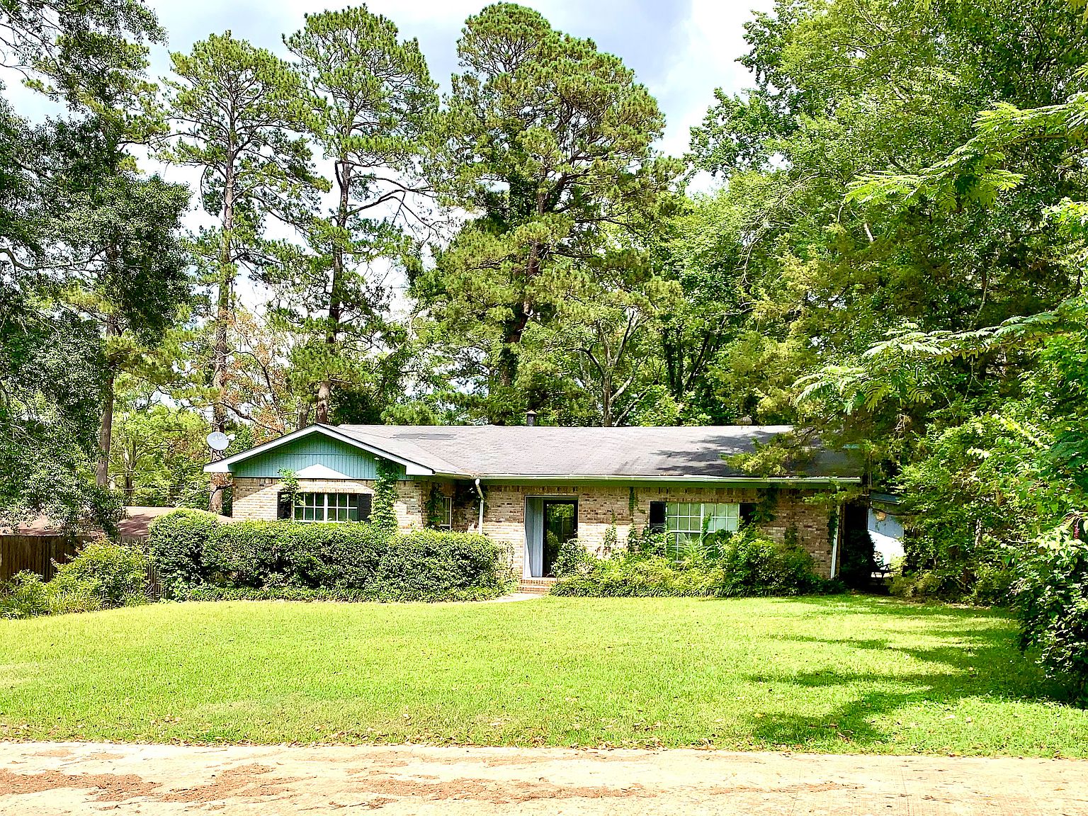 1003 Broadway St, Smackover, AR 71762 Zillow