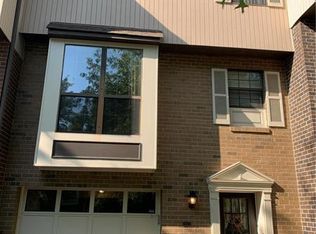 507 Thorncliffe Dr, Pittsburgh, PA 15205