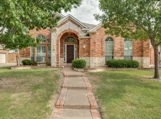 1212 Apache Lake Dr, Carrollton, TX 75010