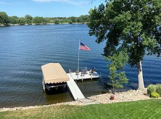 1716 Bay Oaks Dr, Albert Lea, MN 56007