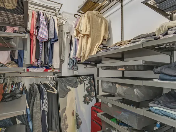 301 East 87th Street image 8 of 11