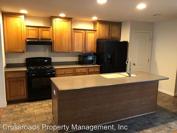 4th image of 157 Daplin Ave
