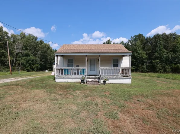 131 Black Gum Rd, West Point, VA 23181