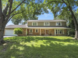 70 Oregon Ave S, Golden Valley, MN 55426