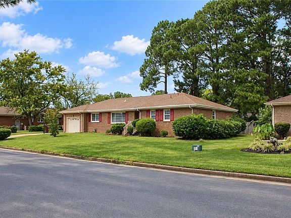 2nd image of 404 Redbrick Dr