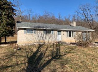 25 Blue Jay Ln, Jonestown, PA 17038