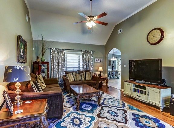 4th image of 8187 Windersville Dr
